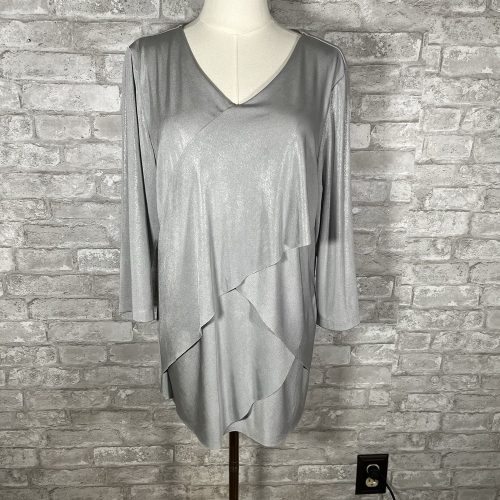 Travelers By Chicos Women's Silver Foil Asym Layer 3/4 Sleeve Top Size 2